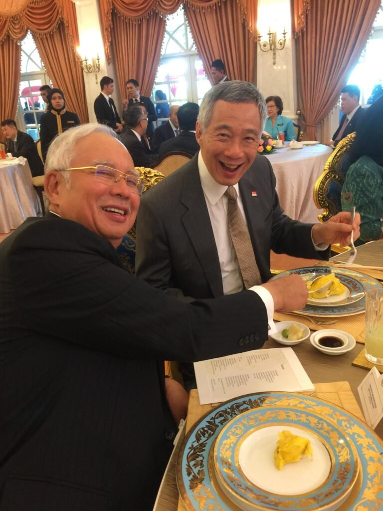 Lee Hsien Loong dan Najib Razak